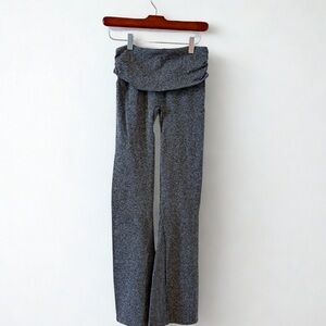 OQQ Fit & Flare Leggings Sz Small NWOT 31" Inseam Gray Fold Over Waist